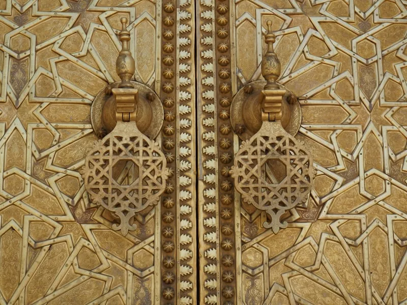 Bridging cultures through perfume